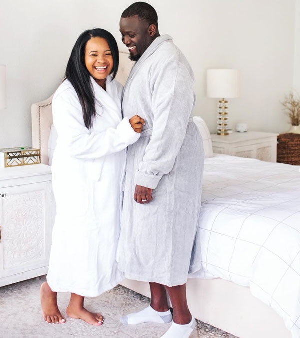 Brooklinen (x47) Super plush Towel & Robe Bundle Includes: 2 super plush deals bath t